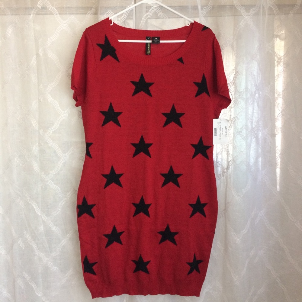 NWT Macy’s Red Sweater-dress With Stars 1X